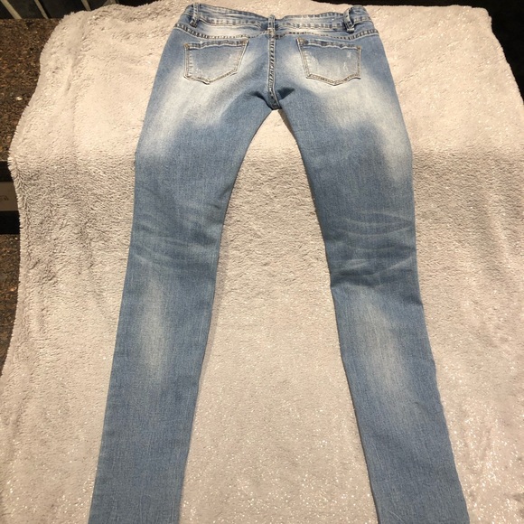 Laulia Ripped Skinny Jeans - Picture 3 of 8